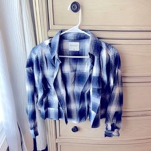 Abercrombie and Fitch cropped flannel